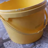 سطل ۵کیلویی سالم ودر دار
