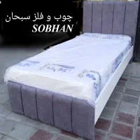 تخت پارچه ای با کفی با تاج ضخیم