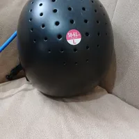 کلاه و شلاق سوارکاری