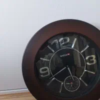 ساعت دیواری