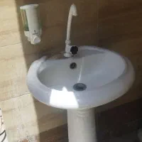 تعمیرات و نصب  پمپ و شیرآلات و سنگ روشویی و مغزن