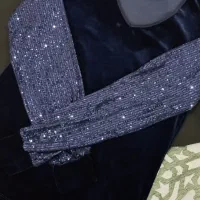 فروش لباس به دلیل مهاجرت