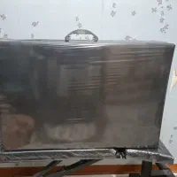 تخت مژه تاشو و صندلی اپن روکش چرم|آرایشگاه و سالنهای زیبایی|شیراز, قدوسی غربی|دیوار