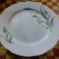 ظرف بلور و چینی کارکرده