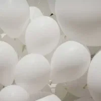 بادکنک سفید