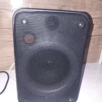 اسپیکر نو سالم نیاز به باتری داره ۵۰۰ هزینشه