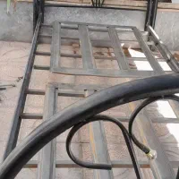تخت خواب فلزی