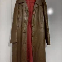 پالتو چرم و بارانی زنانه در حد نو