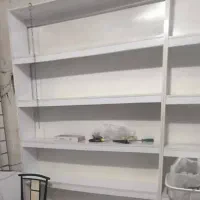 تعدادی ویترین مغازه و مانکن پا ب فروش میرسد