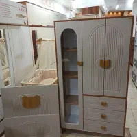 کمد بچه ۵۶۲ سیسمونی