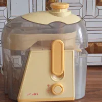 آبمیوه گیر