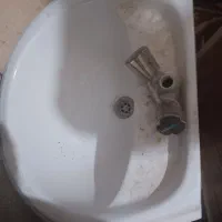 روشویی وسنگ توالت