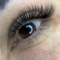 تخفیف ویژه در اموزش اکستنشن مژه