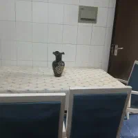 میز ۴نفره|میز و صندلی غذاخوری|قم, شهرک مهدیه|دیوار