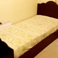 تخت و کمد|تخت و سرویس خواب|مهاجران, |دیوار