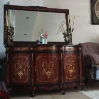 کنسول و آینه