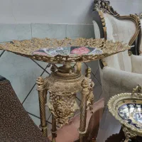 میوه خوری،کنار سالن