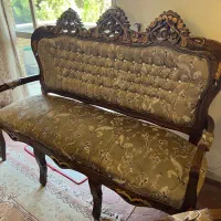 مبل سلطنتی