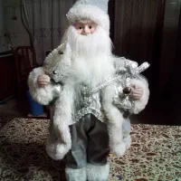پاپا نوئل تمام قد ۶۰سانتیمترسفید نقره ای نو نو