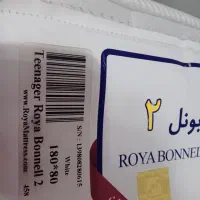 تشک نوجوان بسار تمیز و نو همراه محافظ تشک رویا اصل