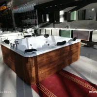 بزرگترین نمایشگاه وان و جکوزی در شرق کشور
