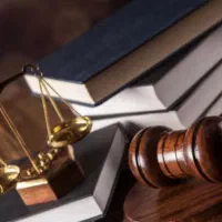 وکالت پرونده حقوقی و پیگیری اقامت ،تابعیت اتباع