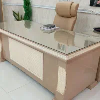 آیینه و کنسول آرایشگاهی|آرایشگاه و سالن‌های زیبایی|قم, سالاریه|دیوار