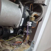 پکیج و رادیاتور و آبگرمکن دیواری|خدمات پیشه و مهارت|شهرکرد, |دیوار