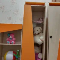 وسایل منزل فن دمنده، تابلو برق، تختخواب، خروس
