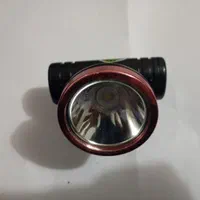 چراغ قوه نور افکن