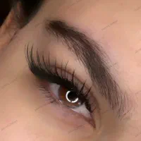 آموزش حرفه‌ای+کاشت و اکستنشن مژه لیفت مژه و ابرو