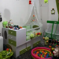 ست تختحواب وکمد نوزاد و جوان