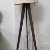 آباژور سه پایه کاملا نو|چراغ خواب و آباژور|تبریز, |دیوار