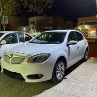 برلیانس۳۲۰مدل۹۶ اتومات