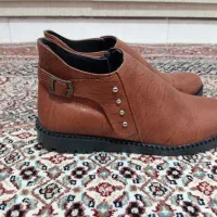 کفش نیم بوت زنانه چرم سایز ۴۰ رنگ عسلی|کیف، کفش، کمربند|بیرجند, |دیوار