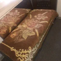 تخت خواب تک نفره هالوژن دار چوب گردو تاج دار|تخت و سرویس خواب|تهران, زنجان جنوبی|دیوار