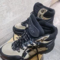 کفش کوهنوردی اورجینال