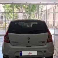 ساندرو دنده ای ۹۶