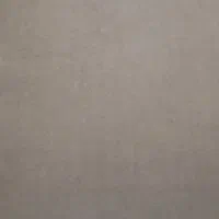 یه عدد موکت قهوه‌ای تر و تمیز، مناسب اتاق خواب