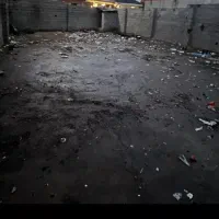 زمین-دور-دیوار-برای-انبار-مصالح