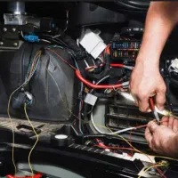 شاگرد برقکار خودرو