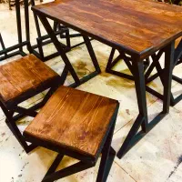 میز و صندلی