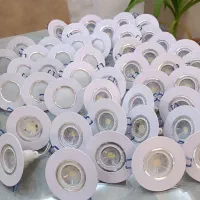 هالوژن  سفید