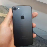 ایفون ۷ تمیز