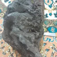 سنگ های قیمتی مشکوک به شهاب سنگ