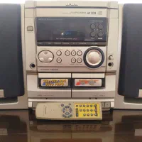 ضبط آیوا اصل ژاپن با کنترل فابریک و تعدادی کاست