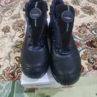 پوتین کفش کار