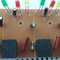 مدار الکترونیکی محافظ وسایل برقی یخچالی صورتی