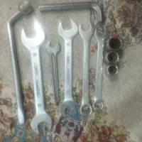یه سری آچارآلات سبک و سنگین