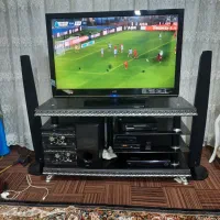 تلویزیون ال سی دی با میزتلویزیون